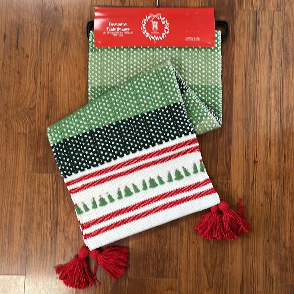 Christmas Decorative Table Runner 14x72 inches Red Tassels Green White Red Woven